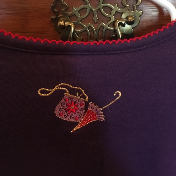 Red Hat Society Cotton blend top & accessories - Picture 6 of 16